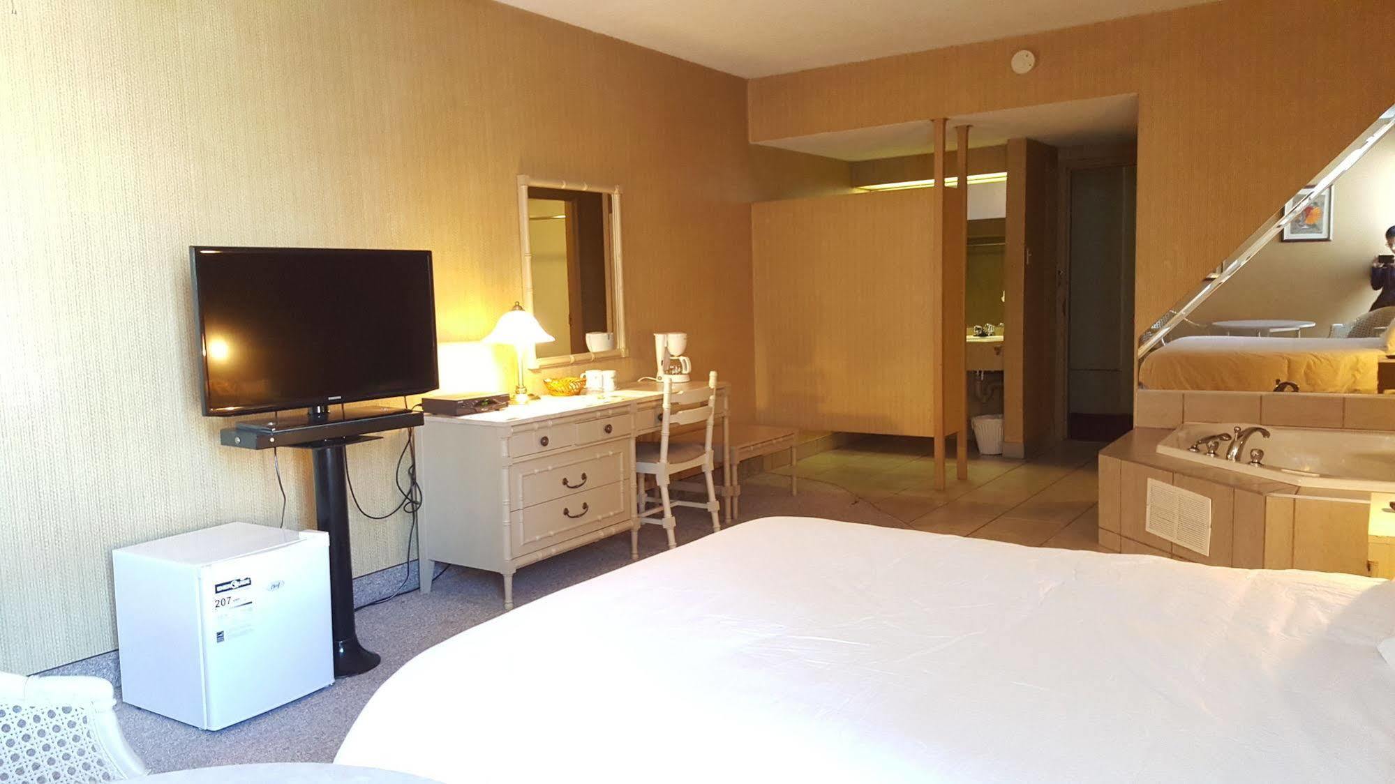Hotel Motel Penn-Mass Trois-Rivières Екстериор снимка