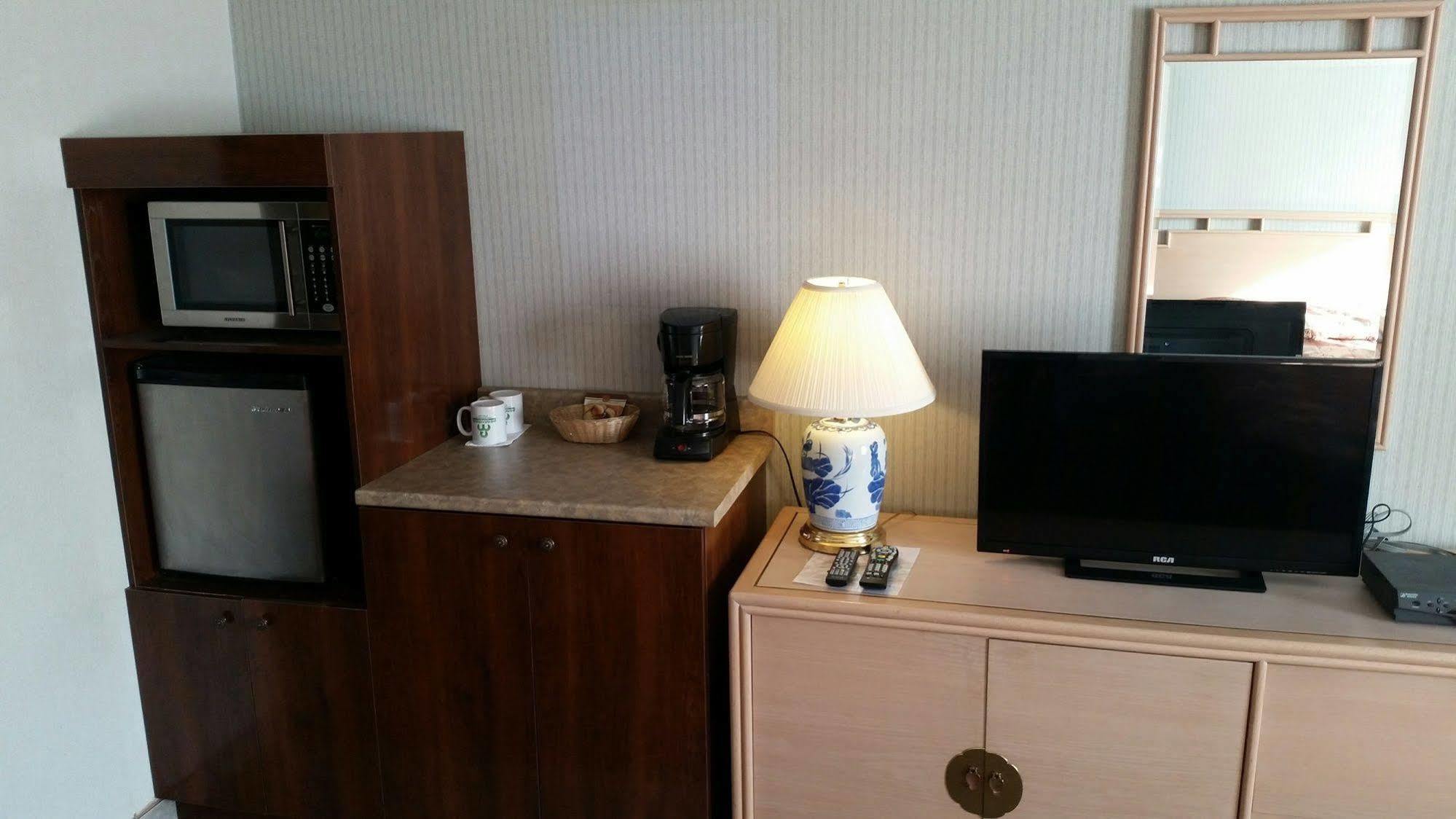 Hotel Motel Penn-Mass Trois-Rivières Екстериор снимка