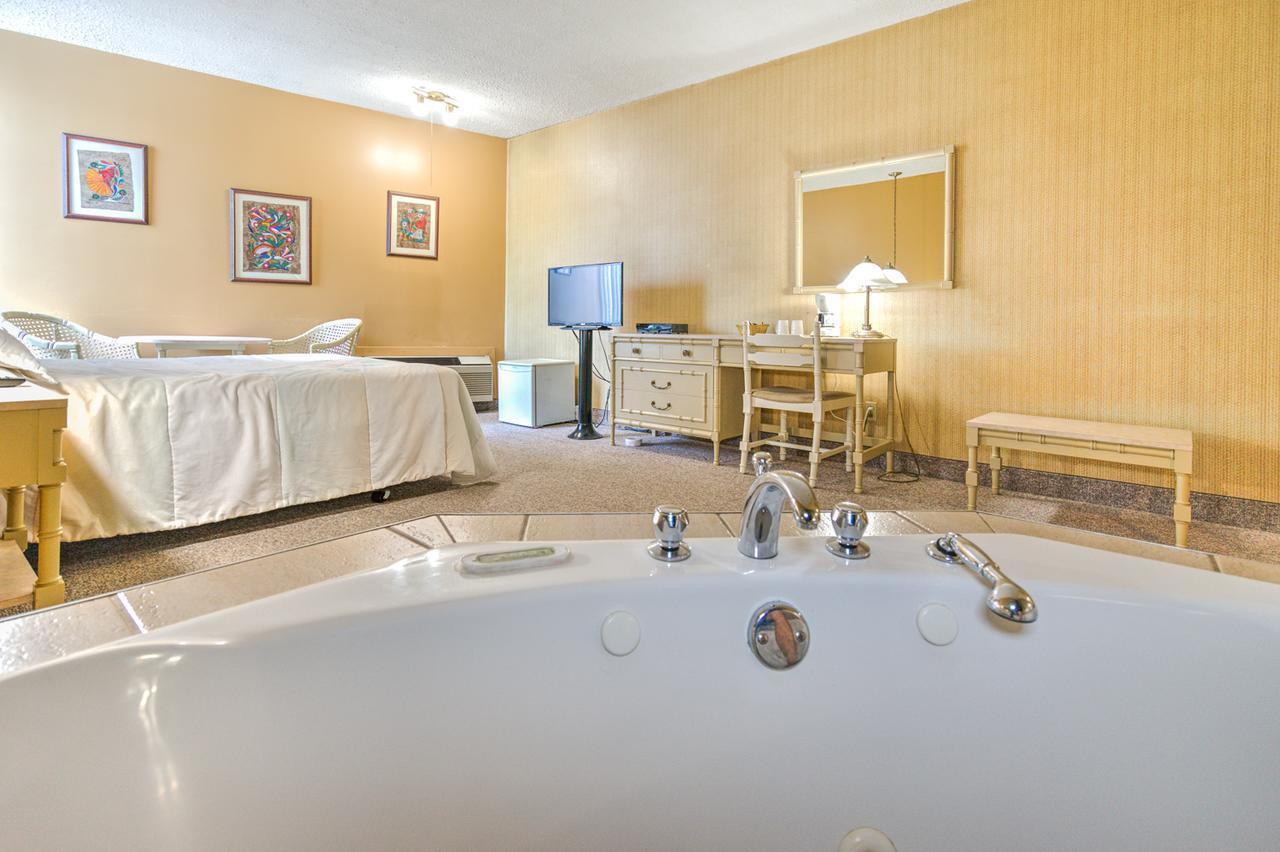 Hotel Motel Penn-Mass Trois-Rivières Екстериор снимка